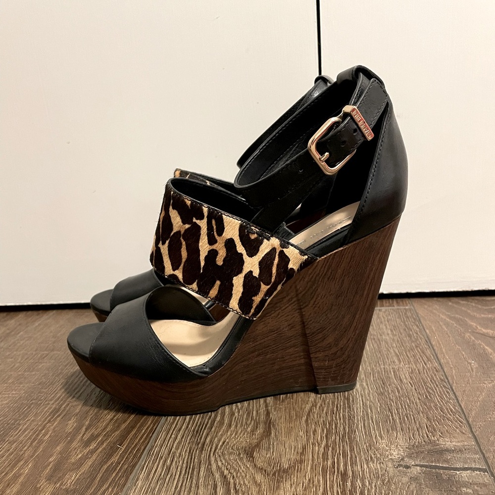 Gianni Bini Cheetah Print and Wedges Size 8
